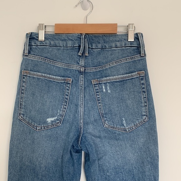 Good American Good Legs Chewed Hem Jeans - Picture 5 of 10